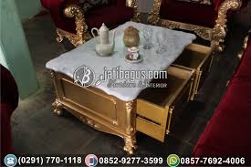 Model sofa mewah dengan desain ukir khas jepara sangat cocok untuk tempat santai, ngopi, baca koran dan lainnya. Jual Kursi Tamu Sofa Ukir Mewah Gold Beserta Foto Detail