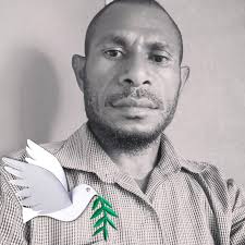 Why are teachers excluded from public servants increment package?