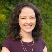 Julia Mulhall's Instagram, Twitter & Facebook