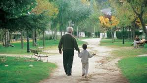 Presentacion sobre el día de los abuelos 26 de julio día de los abuelos oracion por los abuelos amado señor nuestro, que por tu gran amor te pedimos por su intercesión que bendigas a todos los abuelos, especialmente a los que pasan grandes necesidades. Cuando Es El Dia De Abuelo Un1on Puebla