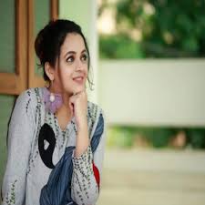 Bhavana Menon breaks her silence on sexual assault case; Mammootty,  Mohanlal, Konkona show solidarity - The Economic Times