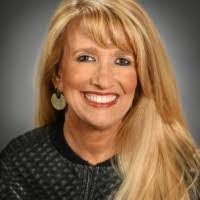 Robyn Winters's Instagram, Twitter & Facebook