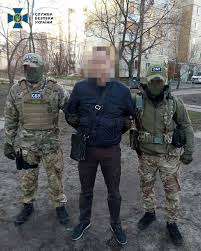 Ласкаво просимо на офіційну сторінку служби безпеки україни. Kontrrazvedka Sbu V Kieve Kontrrazvedka Sbu Zaderzhala Agenta Mgb Lnr Kotoryj Nahodilsya V Rozyske Novosti Mobilnaya Versiya Cenzor Net