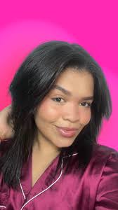 Tu piel jamás se verá parchosa si lo aplicas asi 👆👆👆, ., ., .,  #maquillaje #ijustagirl #ariacosmetics