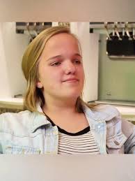 Elisa Robinson and Jodie Colvin