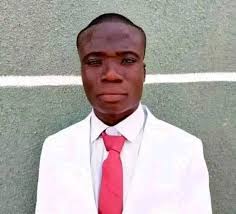 À la découverte du Révérend Docteur Lucner Pierre : Un cadre d'exception  pour la libération de l'homme par l'éducation et le développement