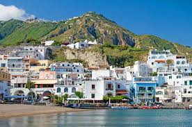 61 milyonluk nüfusu ile i̇talya, avrupa'nın en kalabalık dördüncü ülkesidir. Ile D Ischia Italie 13 Conseils Pour Reussir Votre Visite