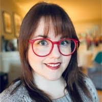 Niki Estes's Instagram, Twitter & Facebook