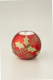 A Christmas Collection Of 30 Beautiful Candle Holders