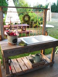 10 Diy Garden Sink And Project Ideas Simphome Garden Sink Outdoor Potting Bench Garden Work Bench