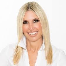 Michelle Kerry's Instagram, Twitter & Facebook