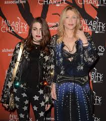 She is known for her work on cobain: Frances Bean Cobain Steckbrief News Bilder Gala De