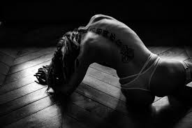 Séance photo érotique et pornart à Lyon - Photographe Blueberry Corner