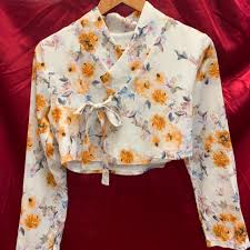 Maybe you would like to learn more about one of these? Chushop Korean Hanbok Jeogori White Floral Pattern M 12