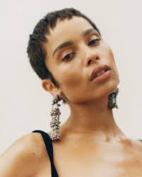 Zoe Kravitz By Joachim Mueller Ruchholtz For The Sunday Times Style Magazine April 2018 Minimal Visual Short Hair Styles Zoe Kravitz Braids Sunday Times Style Magazine