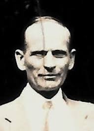 Wayne Lowman's Instagram, Twitter & Facebook