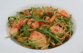 Sans oeufs, sans sucre ajouté. Tomaten Linguine Mit Garnelen Und Rucola Nach Jamie Oliver