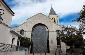Hauts De Seine Nanterre La Cathedrale Sainte Genevieve Saint Maurice De Nanterre Est L Ancienne Eglise Paroissia Cathedrale Monuments Historiques Maurice