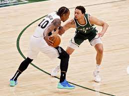 Shooting guard / point guard league: First Look At Bryn Forbes Playing Against His Former Team Pounding The Rock