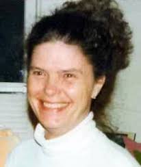 Eloise Garbareno's Instagram, Twitter & Facebook