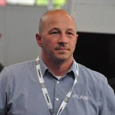 Evan Ewing's Instagram, Twitter & Facebook