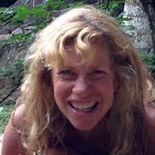 Beth Mcclure's Instagram, Twitter & Facebook