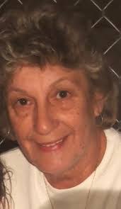 Gloria Krause's Instagram, Twitter & Facebook