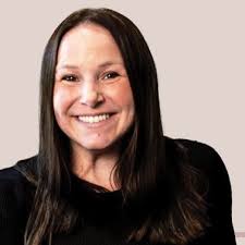 Amber Zona's Instagram, Twitter & Facebook