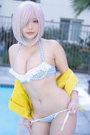 Hana Bunny on X: Summer Mashu for April tier 1 on: t.co edY7ZUD6z0  Little sad that my pool is also closed now 😭 But I will do my duty and  social distance! You