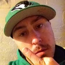 Julie Teal (@julieqt10)