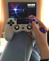 Descarga la última versión de los mejores programas, software, juegos y aplicaciones chicas guerreras que se convierten en armas, ¡cuidado con ellas! What S Everyone Playing On Tonight Games Xbox Games To Play