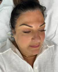 Healed Powder Brows for Lori✨ Swipe for the immediately after view.  Remember, most of the work you see is right after the procedure. As the  brows heal, they become about 30% lighter,