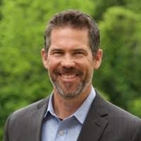 Leslie Padgett's Instagram, Twitter & Facebook