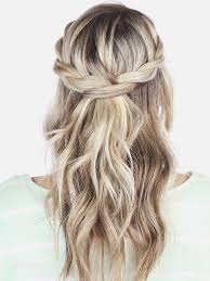 38 Easy Half Up Half Down Prom Hairstyles Ideas You Ll Love Fashionetmag Com Wedding Hair Down Long Hair Styles Hair Lengths