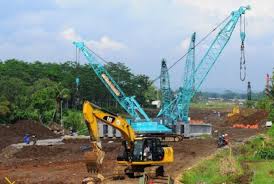 Sistem kerja alat ini yaitu dengan mengangkat bak sehingga material akan terjatuh/terbuang sesuai tempat yang di inginkan Sewa Truk Crane Harga Sangat Kompetitif Surabaya Jawa Timur Nyewain