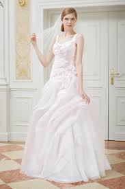 Ein langer rock kann üppig oder gerade sein: Massgeschneidertes Hochzeitskleid Rosa Mit Tragern Kleiderfreuden