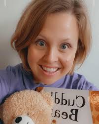 Dana.Loves.Books UBAM