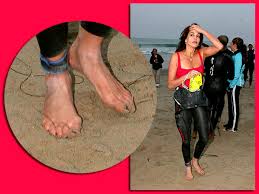 Todo empezó el año 1999. Los Pies Mas Horrorosos De La Farandula