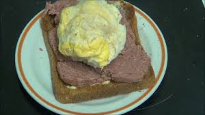 Piss Take Corned Beef On Toast And Scrambled Egg Youtube