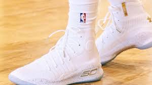 Skip to main search results. Look Warriors Stephen Curry Debuts New Curry 4 Shoes For Game 1 Of Nba Finals Cbssports Com