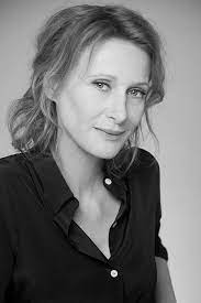 Astrid Whettnall Actrice Comedien Scenariste