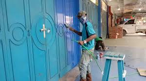 Entah itu warna pintu utama, warna pintu garasi, warna pintu kamar tidur ataupun warna pintu kamar mandi. Cara Cat Pintu Toko Mudah Dan Rapi Youtube