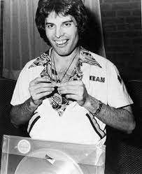 Weitere ideen zu freddie mercury, queen freddie mercury, musik. Freddie Mercury Photo Freddie Queen Freddie Mercury Mary Austin Freddie Mercury Freddie Mercury