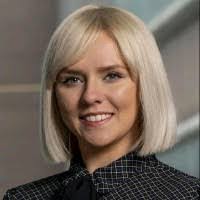 Holly Squires's Instagram, Twitter & Facebook