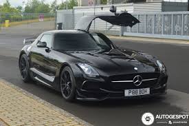 As the name already says, this car is only available in a you can choose between white or black. Mercedes Benz Sls Amg Black Series 17 Juli 2020 Autogespot