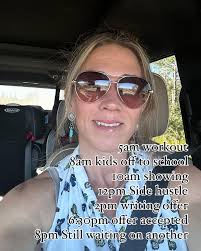 Just another day in this crazy world 🌎 Loving every minute of it 🕰️ Love  the life you live and the rest falls in place #makingmoves #hasselhometeam  #realestaterockstars #momlife #cirrealty #ranchwife #fillingmycup #