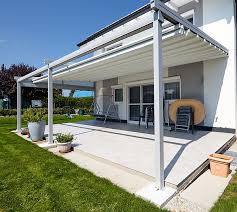 Lamellendacher Bioklimatische Pergolen Koll Sky Aluzaune Kollarits In 2020 Terassenuberdachungen Uberdachungen Faltdach