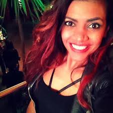 A list of who Bianca Ribeiro is following