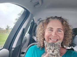 Sharon Erdman's Instagram, Twitter & Facebook