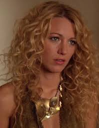 Mas gusto niyo ba si Serena na kulot, wavy, o tuwid ang buhok? :  r/GossipGirl